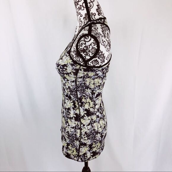 Lululemon Cool Racerback Floral Tank Top - Picture 6 of 7